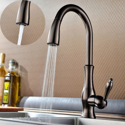 Traditional Oil-Rubbed Bronze Brass Kitchen Sink Mixer Tap: Pull-Out Sprayer, 360° Swivel, Single Handle, Deck Mounted, Hot/Cold
