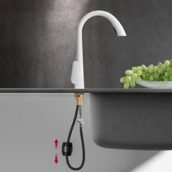 Minimalist Modern Kitchen Tap: Single Handle, One Hole, Pull-Out Spray, 360° Rotatable Design