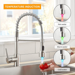 Kitchen Taps Brush Brass Taps for Kitchen Sink Single Lever Pull Out Spring Spout Mixers Tap Hot Cold Water Crane 9009