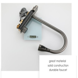 Gun Grey Digital Display Pull-out Kitchen Tap Stainless Steel Multifunctional Hot and Cold Mixer Tap for Kitchen Sink